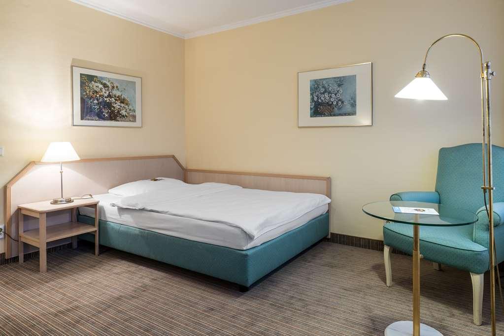 Upstalsboom Parkhotel Emden Oda fotoğraf